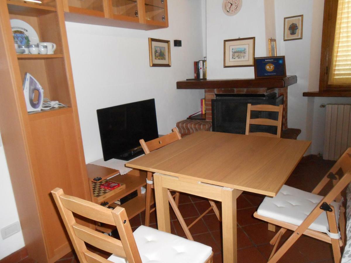 Casa Vacanze Orsi Lucca Bagian luar foto